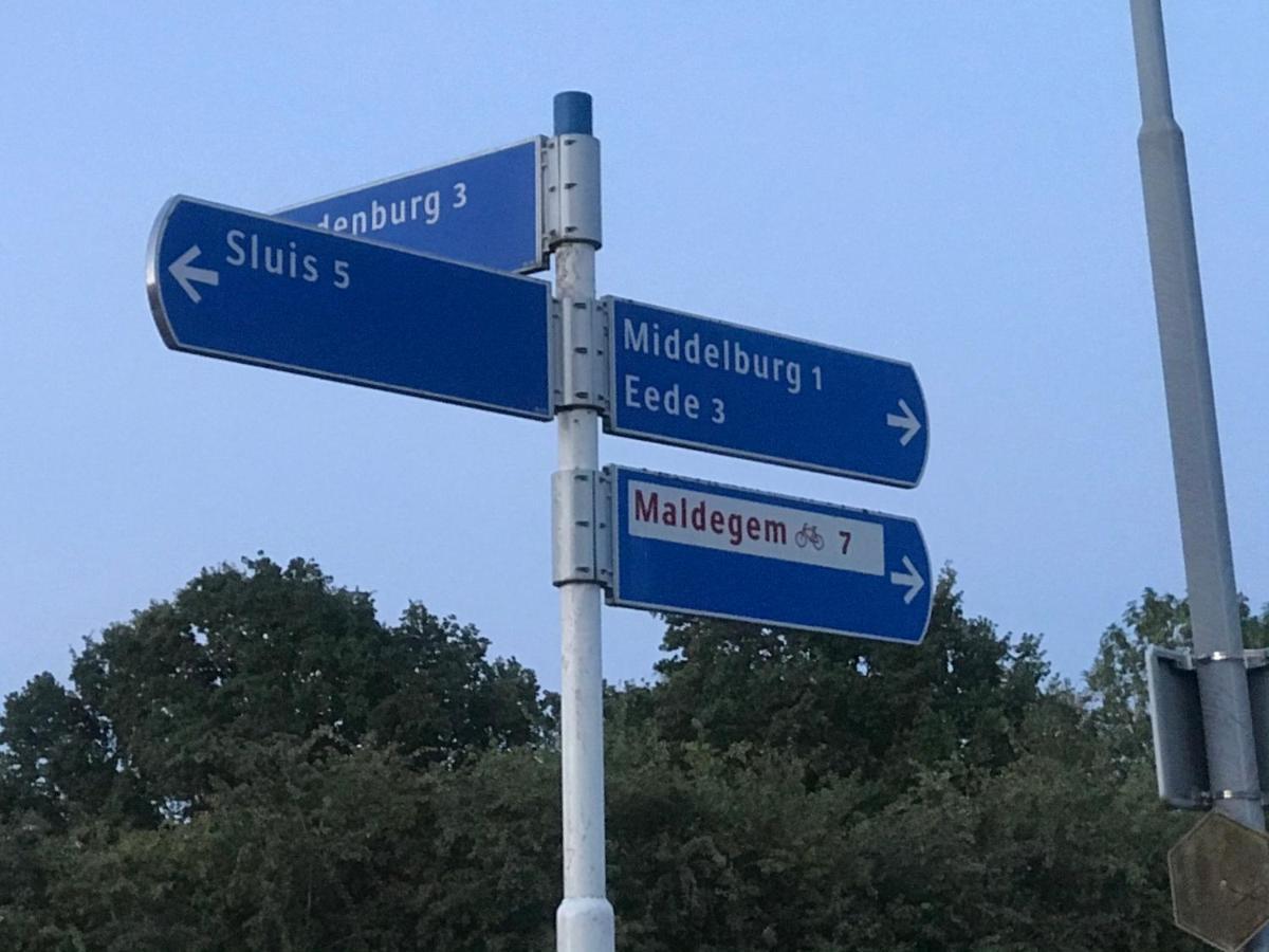 Familieverblijf De Groene Specht Sluis Eksteriør billede